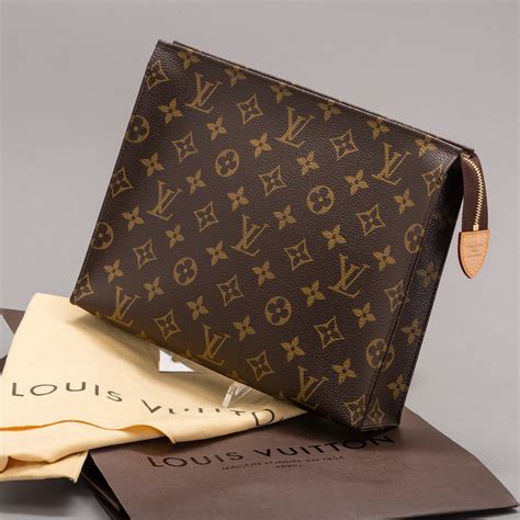 louis vuitton toile et cuirs|Louis Vuitton toiletry pouch.